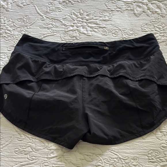 Lululemon speed up shorts - Picture 2 of 4